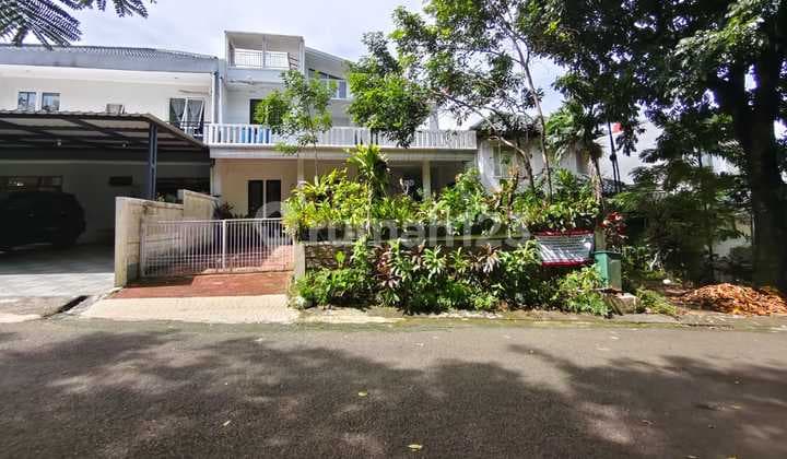 Dijual Rumah Depan Taman Dikawasan Prestigious Sentul City