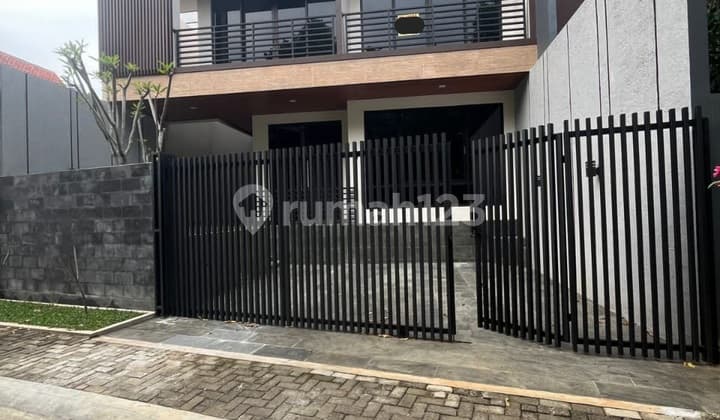Dijual Rumah Minimalis Dekat Jungleland Sentul City
