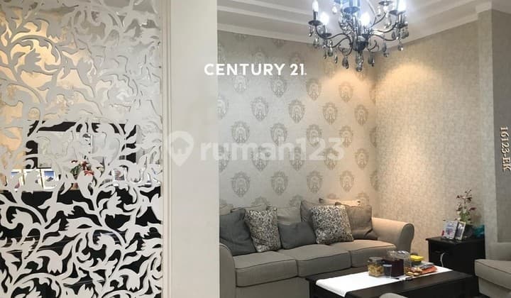 For Rent 2-Story House Inside Emerald Cluster, Bintaro Jaya