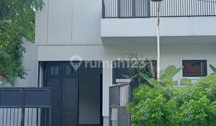 Dijual Cepat Rumah Baru 2 Lantai di Cinere