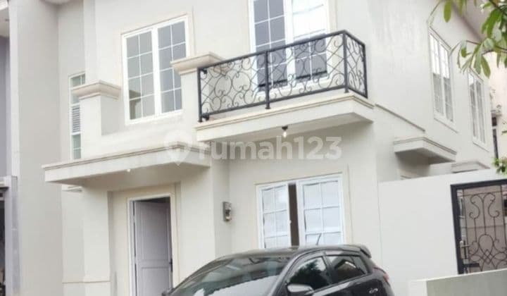 Rumah 4KT hadap taman di tengah kota Cilegon