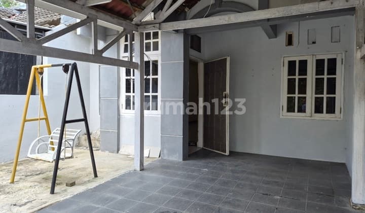 Rumah 1,5 Lantai SHM Plamongan Smg
