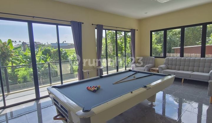 4 Bedroom Luxury Villa Umalas Riverside - Rice Field View