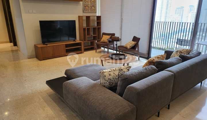 Disewakan Apartment 1Park Evenue 3 BR Bagus Furnished