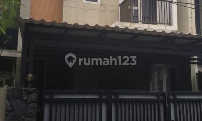 Rumah 2 lantai di gelagah puri town house di pisangan.bebas banjir.harga nego sampai deal