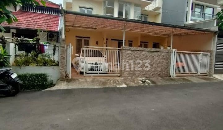 Jual Cepat Rumah Siap Huni di Bintaro Sektor 2 Dalam Komplek.bebas Banjir.harga Nego Sampai Deal