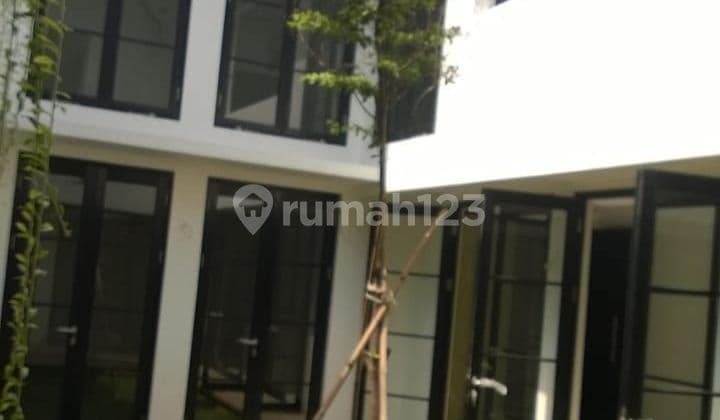 Rumah mewah di ******** ******** ******** nego sampai deal