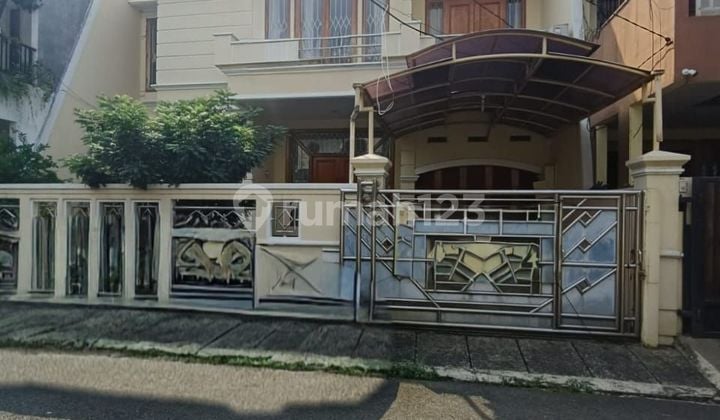 Rumah mewah di pondok ******** ******** nego sampai deal Rumah mewah di pondok ******** ******** nego sampai deal