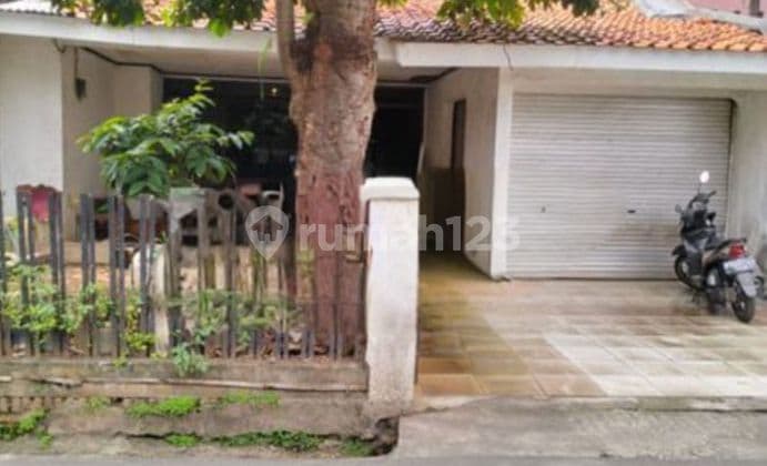 Rumah hitung tanah 12m²x27m².dekat ******** ******** nego sampai deal