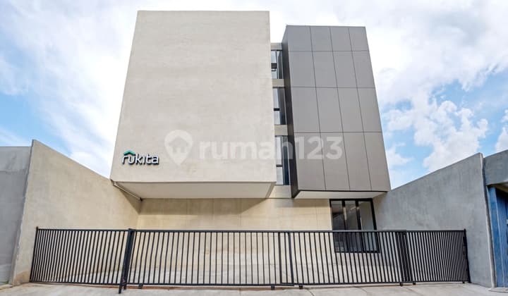 Turun Harga Kosan 4 Lantai Di Belakang Kampus Trisakti.bebas Banjir.harga Nego Sampai Deal