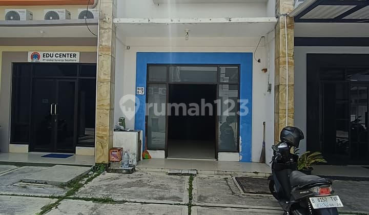 Ruko 2 Lantai di Kebayoran Baru.lokasi Strategis.bebas Banjir