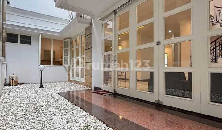 Hot Sale! Rumah Dgn Design Classic Siap Huni Nyaman Asri