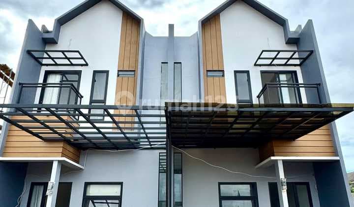 Premium House Strategic Location Near Highway and Station 0% Down Payment KPR