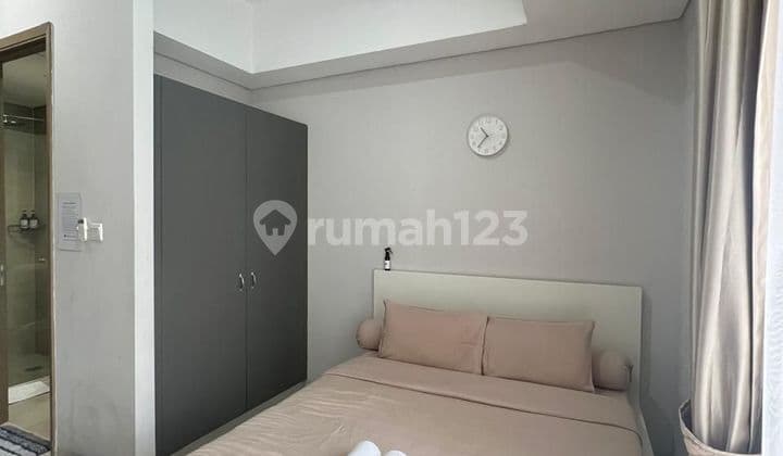 Sewa Cepat!! Type Studio Taman Anggrek Residence Furnished Bagus Lantai Tinggi Harga Nett!!