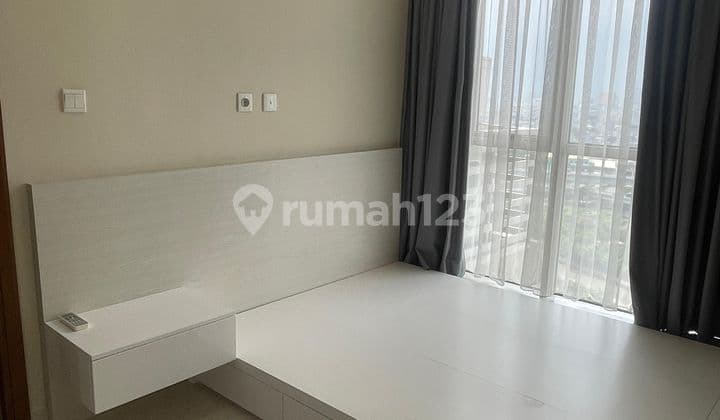 Sewa Cepat!! 1BR Condo Taman Anggrek Residences, Furnished Bagus, Harga Ok.