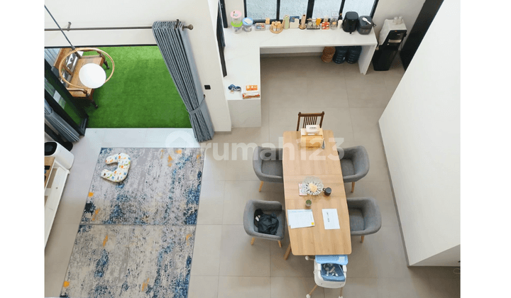 Rumah Mewah Bagus Minimalis 2 Lantai Siap Huni di Cirendeu, Tangerang Selatan.