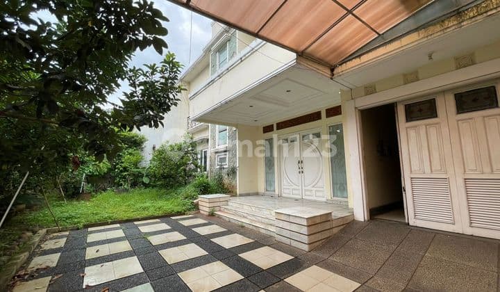 For Sale Luxury House in Lebak Bulus, near TB Simatupang, Super Affordable Price