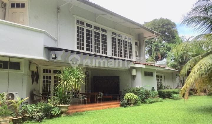 Rumah Mewah Berssih, Nyaman, Asri, Di Kebayoran Baru, Jakarta Selatan