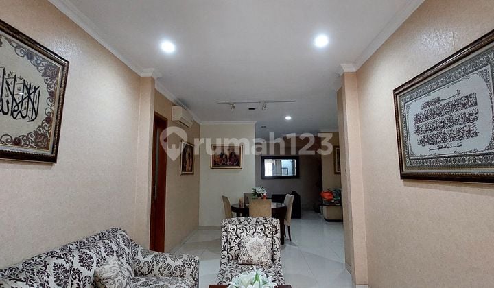 Rumah Siap Huni Dekat Taman Bebas Banjir