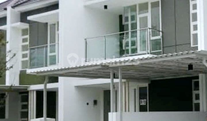 Dijual Rumah Monginsidi 2 Lantai baru Rumah di Jalan Monginsidi, Sidoarjo Kota SHM Bagus