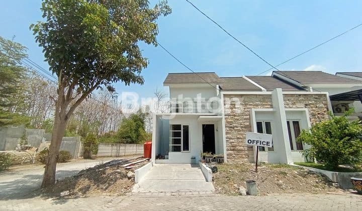 RUMAH SIAP HUNI DI SAVANA REGENCY