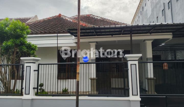 RUMAH JL IKAN PAUS MALANG