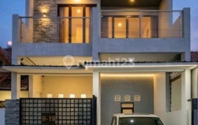 Jual Rumah Baru 2 Lantai Minimalis di Wiyung