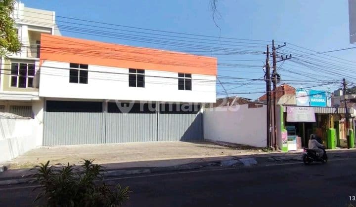 Dijual 3 Unit Ruko Jejer Nol Jalan Strategis di Malang