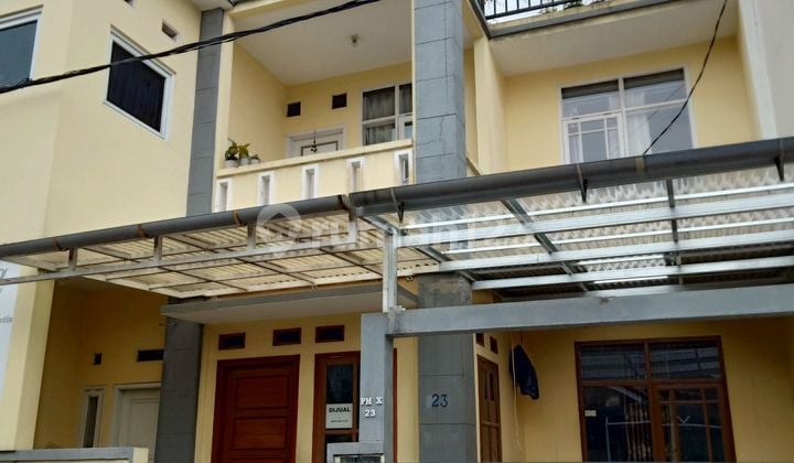 Rumah 3 Lantai Siap Huni Murah Bu Cepat