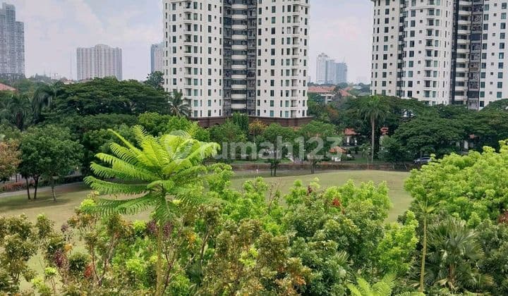 Disewakan.apartemen Rosebay Semifurnish View Golf Dan.pool