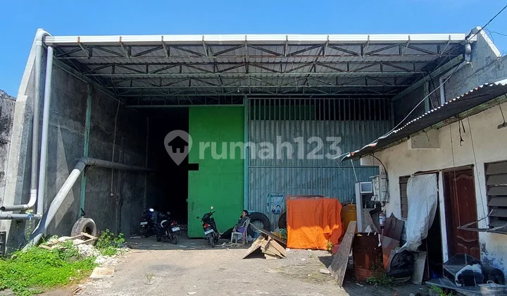 Strategis Gudang Tengah.kota Deket Raya Kedungcowek
