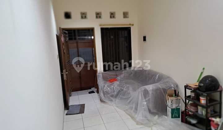 4-Story House in Kerajinan, Currently for Rent - Strategic Location with Motorcycle Access