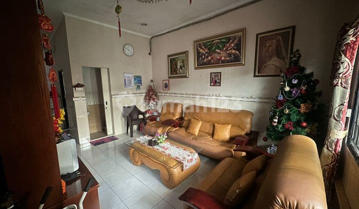 Rumah Sunter Hadap Barat 3 Lantai 5 Kamar Tidur