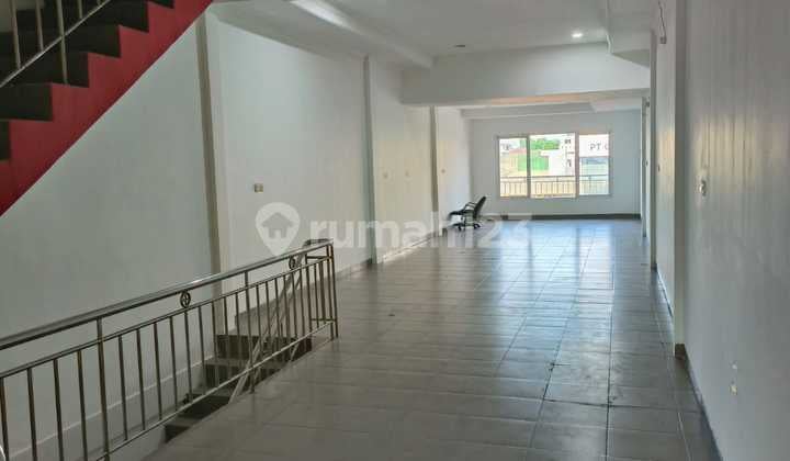 Ruko 3,5 Lantai Mangga Besar Zona Komersil