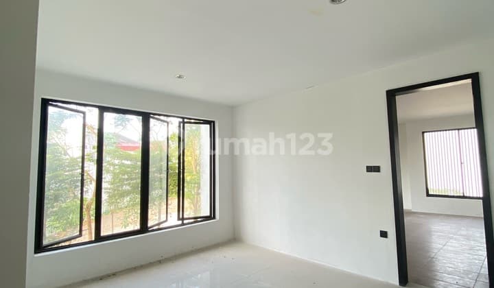 Rumah 3 Lantai The Central Sukajadi Dekat Ksquare Mall