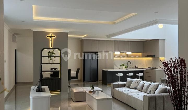 For Sale Luxury Fully Furnished House In Sutera Cemara, Alam Sutera.