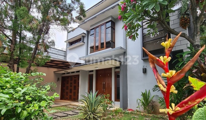 Turun Harga!! Rumah Bagus Siap Huni Lebak Bulus
