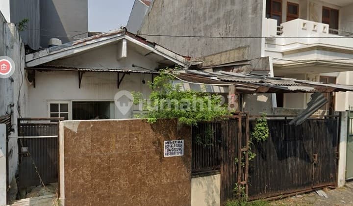 Rumah Lama Pondok Indah Cuma 4.7 M