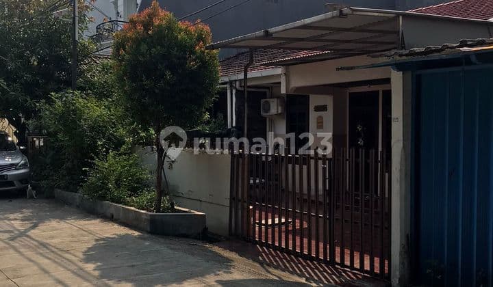 Dijual Cepat Rumah Tua Kelapa Lilin 8x20