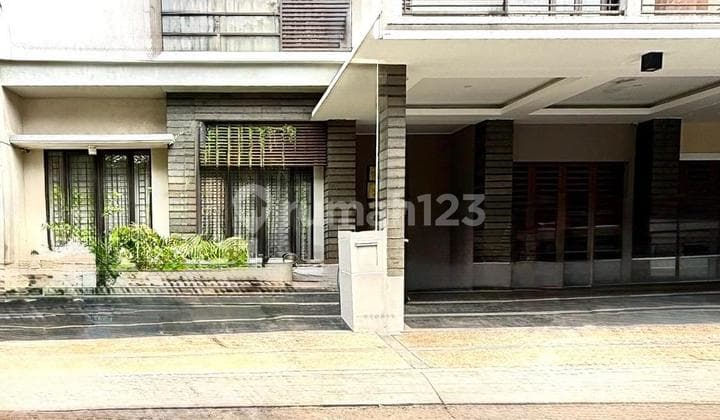 Rumah SHM Luas Termurah Emerald Bintaro Jaya