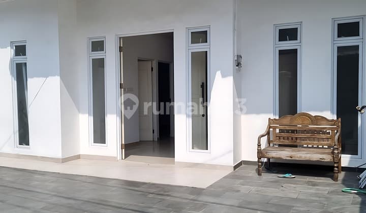 Rumah Minimalis Taman Kedaung Ciputat Bagus Nyaman Siap Huni SHM