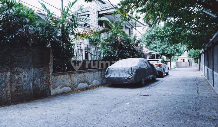 Rumah Hitungan Tanah Murah Strategis dalam Komplek Duren Tiga
