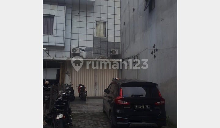 Ruko Bagus Pademangan 3,5 Lantai Parkiran Luas Pinggir Jalan Raya