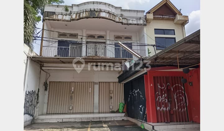 Ruko Pinang Ranti Pinggir Jalan Raya Dekat Halte Busway LRT Tmii