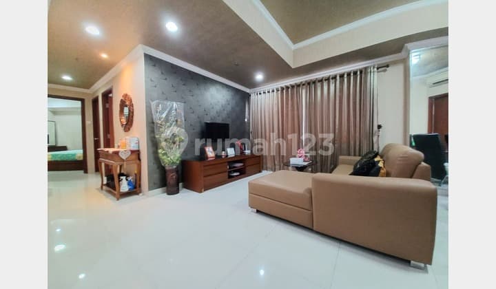 Apartemen Royal Mediterania Garden 2 BR Furnished + Private Lift