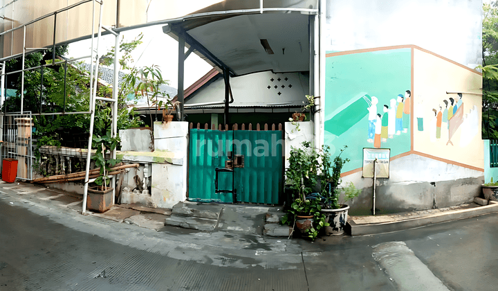 Rumah Tua Jelambar SHM Cocok untuk Kost Dekat KRL, Kampus, Tol