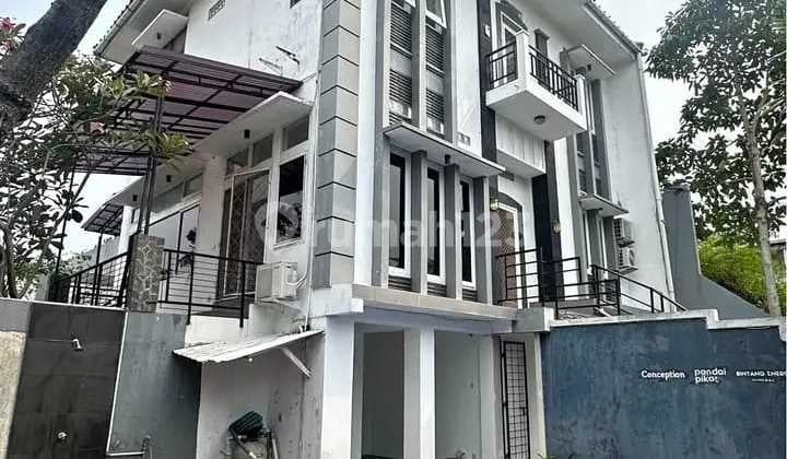 Rumah Bangka Open Space 3 Lantai Luas Bebas Banjir + Kolam Renang