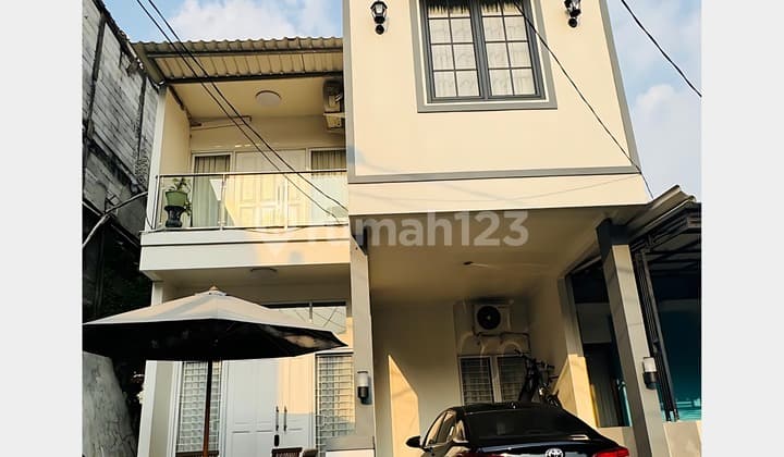 Rumah Bagus Cluster Bintaro Sektor 9 SHM Semi Furnished Siap Huni