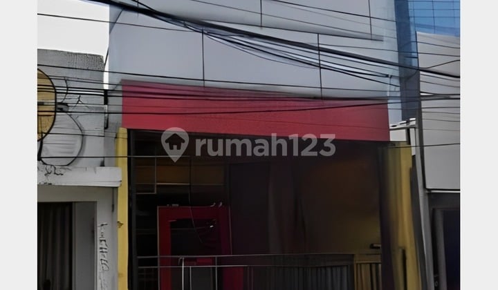 Ruko Tebet 2 Lantai Bebas Banjir di Pinggir Jalan Lintasan Busway
