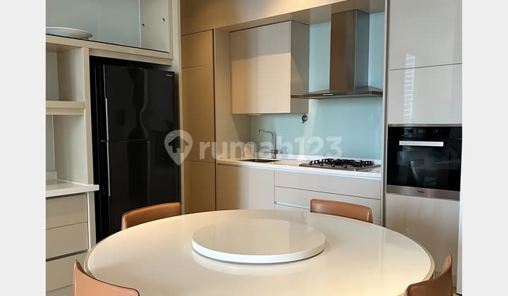Apartemen Mewah La Vie All Suites Kuningan 2 BR Full Furnished